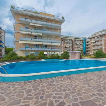 Residence Solmare Immobiliare Pacella ليدو دي يسولو المظهر الخارجي الصورة