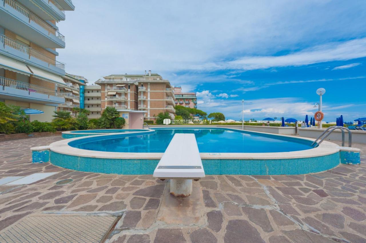Residence Solmare Immobiliare Pacella ليدو دي يسولو المظهر الخارجي الصورة